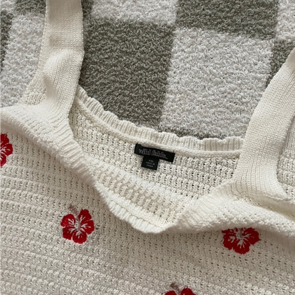 Wild Fable White Knit with Embroidered Hibiscus Set Size XXL - Picture 5 of 10